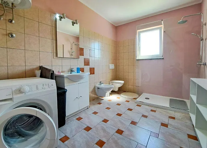 Pet Friendly In With Kitchen * Πούλα