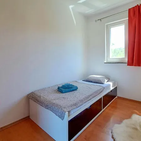 Awesome Home In Pula With Wifi