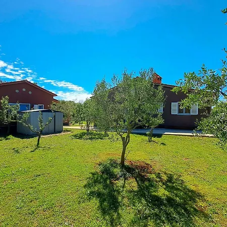 Awesome Home In Pula With Wifi *